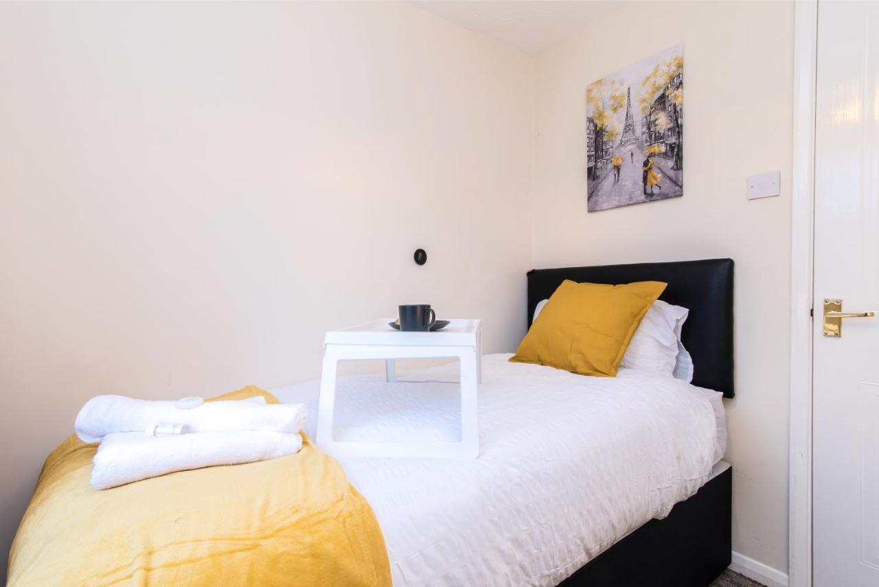 Coventry- Perchfoot 3 Bedroom Contractor&Pet-Friendly Spacious House Exterior foto